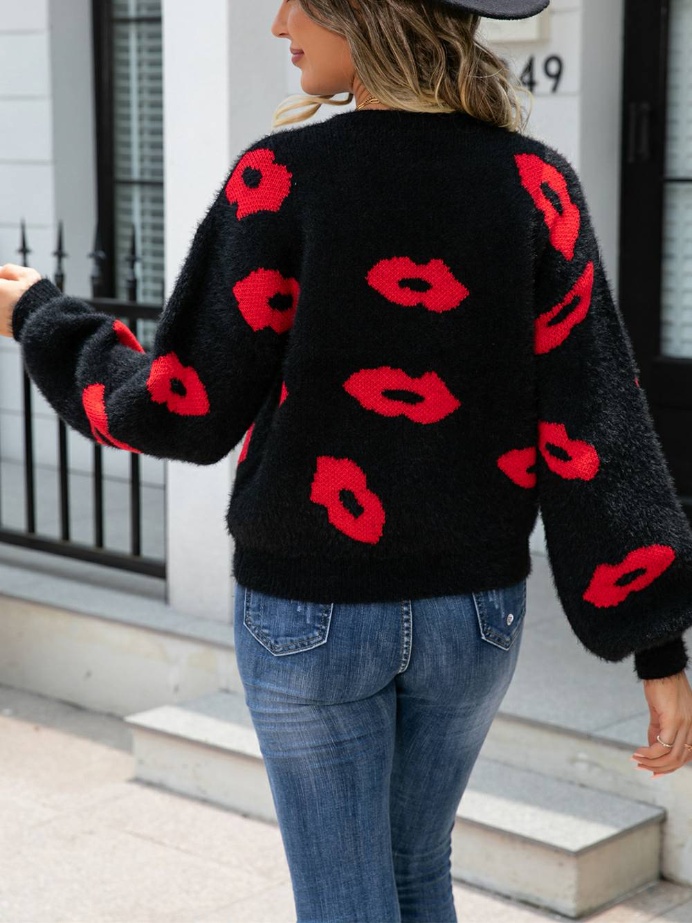 Lips of Love Round Neck Pullover Sweater